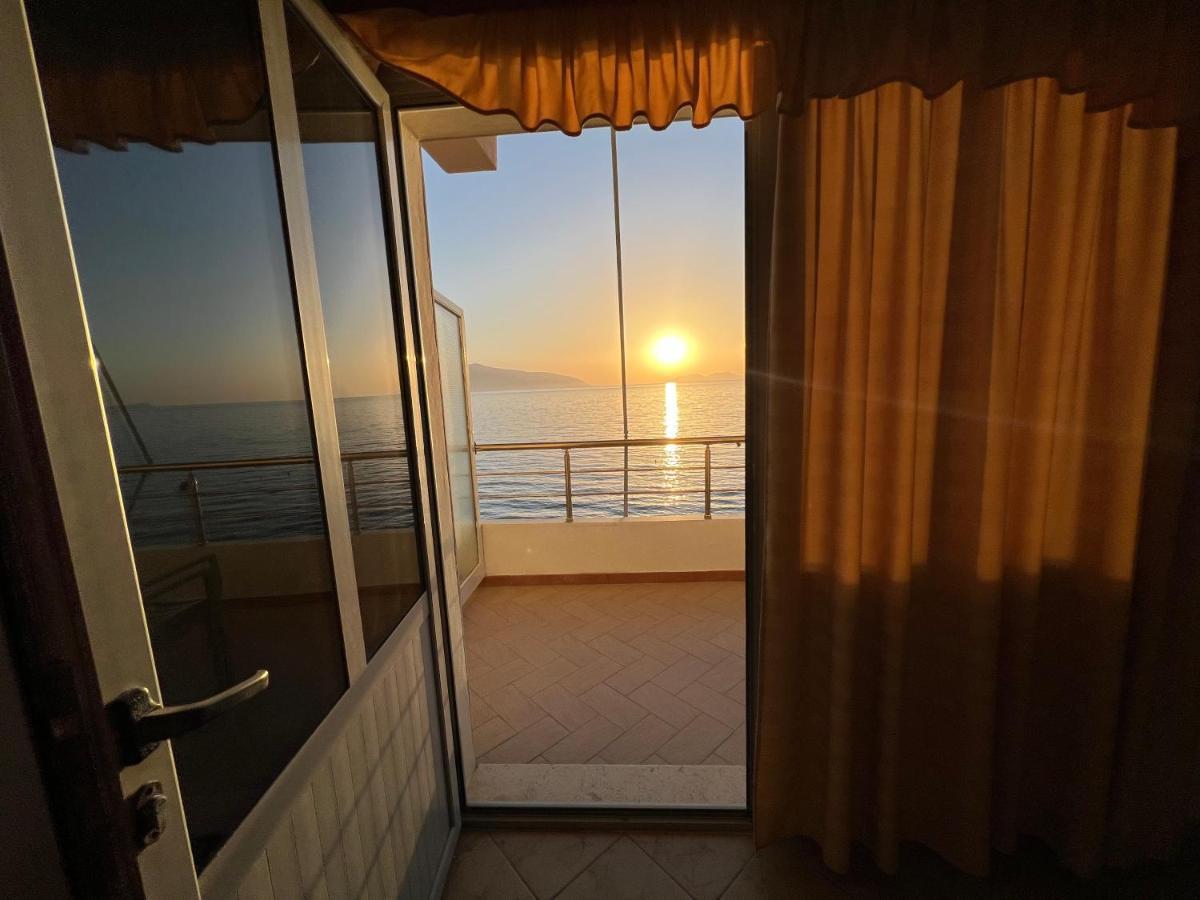 Hotel Jonufra Kanine ภายนอก รูปภาพ